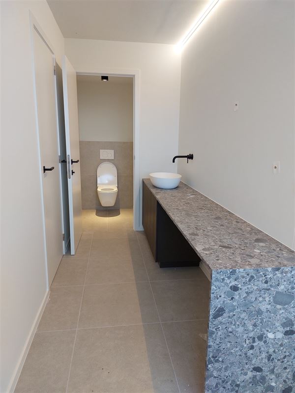 Exclusief penthouse met verwarmd overdekt terras