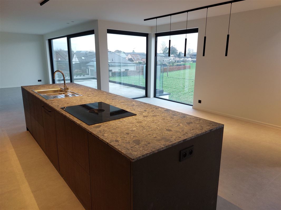Exclusief penthouse met verwarmd overdekt terras