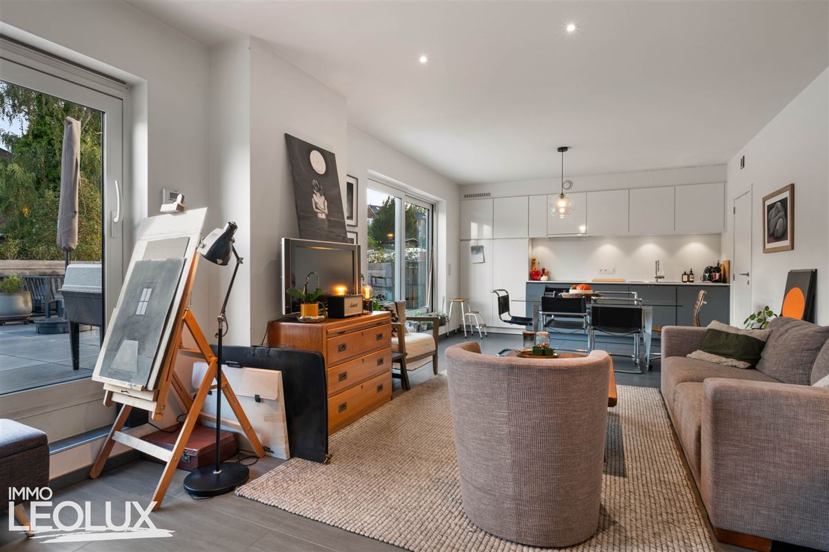 Stijlvol 3-slaapkamerappartement met terras in Dilbeek