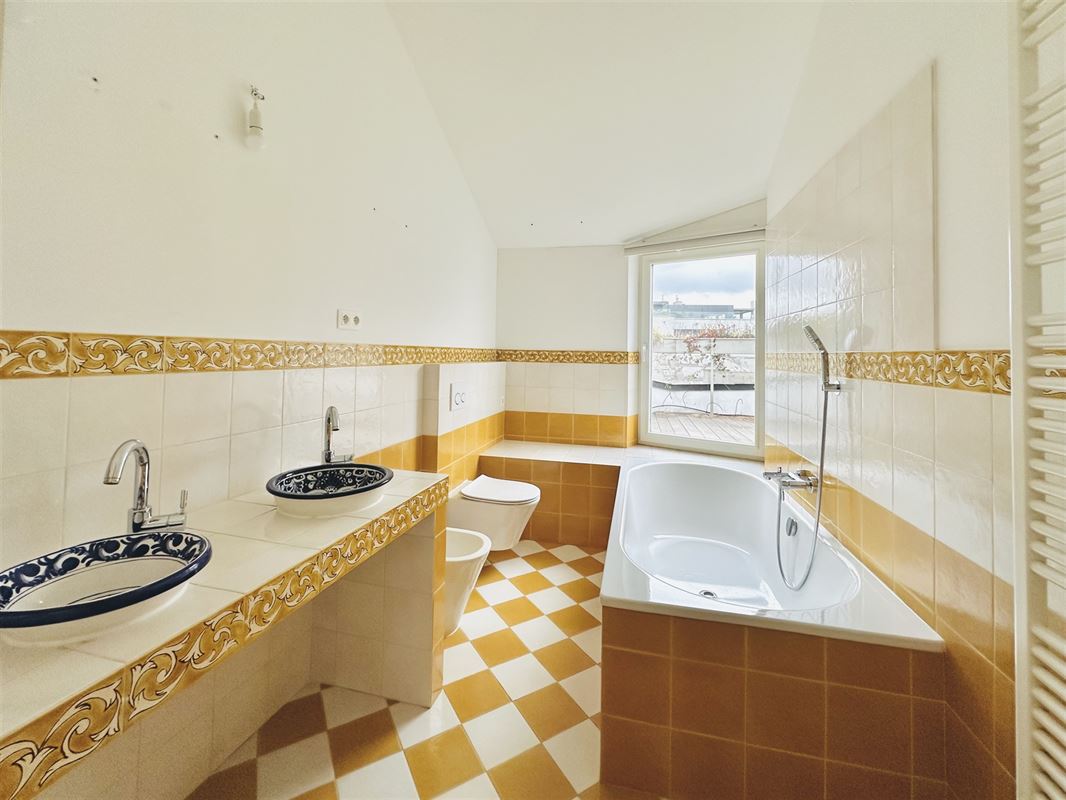 TOISON D'OR - Superbe penthouse duplex avec terrasse