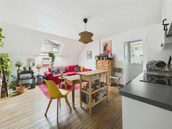 Ste-Catherine: Charmant Duplex 3 Chambres