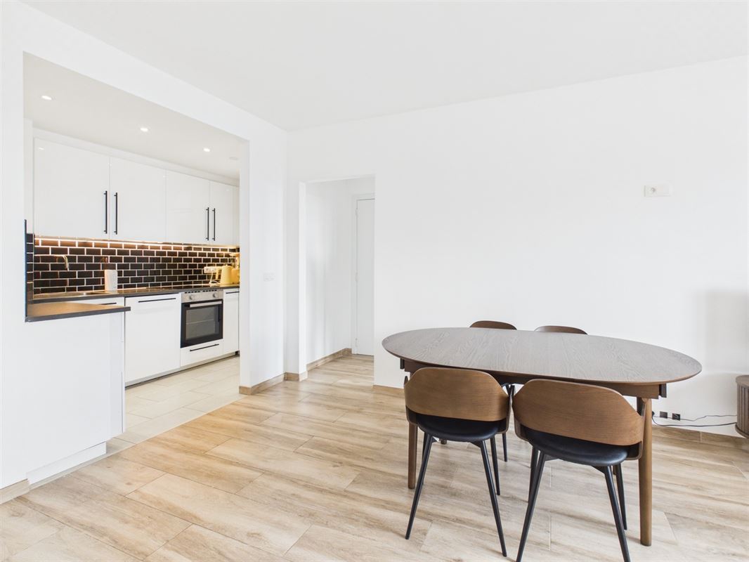 Stunning, fully renovated apartment + basement