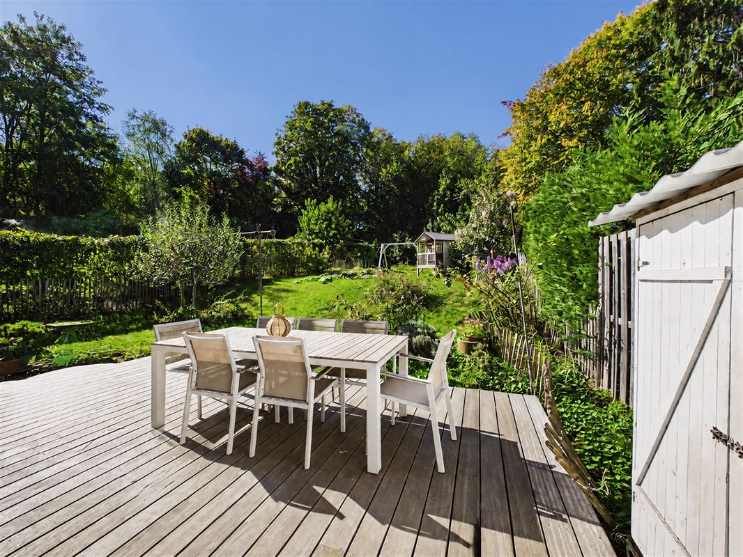 Beautiful 5-bedroom house, 5 minutes from the train station