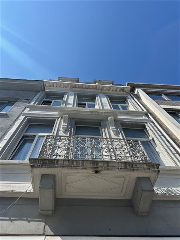 Te renoveren opbrengsteigendom 3 appartementen