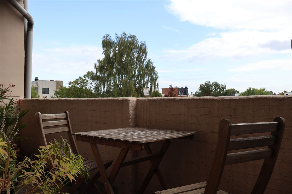 Zuidgericht appartement in kleinschalig gebouw