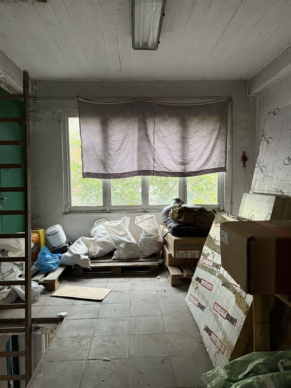 Hoekproject met 4 gekoppelde eigendommen – ideaal voor herontwikkeling