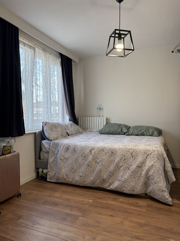 100% verhuurd opbrengsteigendom met 7 appartementen en +40 autostaanplaatsen