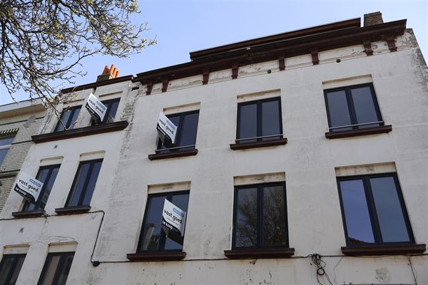 Appartementsgebouw met 10 vergunde entiteiten!