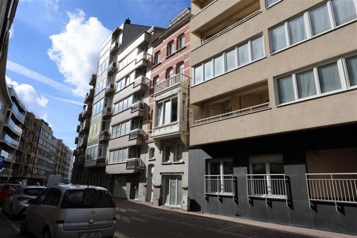 Zeer interessant opbrengsteigendom op 100 m van de zeedijk