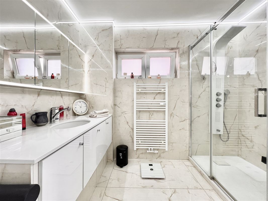 Exclusief en luxueus appartement in een prestigieus residentieel gebouw