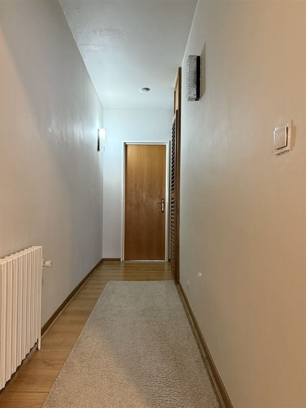 100% verhuurd opbrengsteigendom met 7 appartementen en +40 autostaanplaatsen