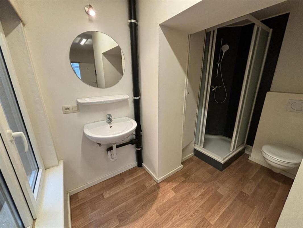 Zeer interessant opbrengsteigendom op 100 m van de zeedijk