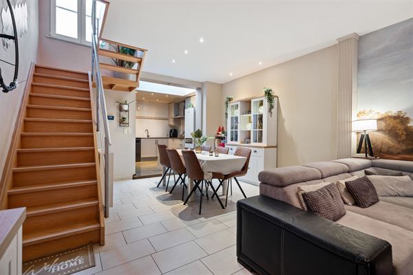 Instapklare woning met huiselijke charme en dakterras