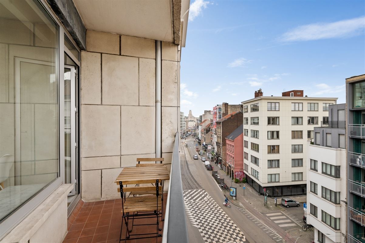 Modern vernieuwd 1-slpk appartement met frisse uitstraling
