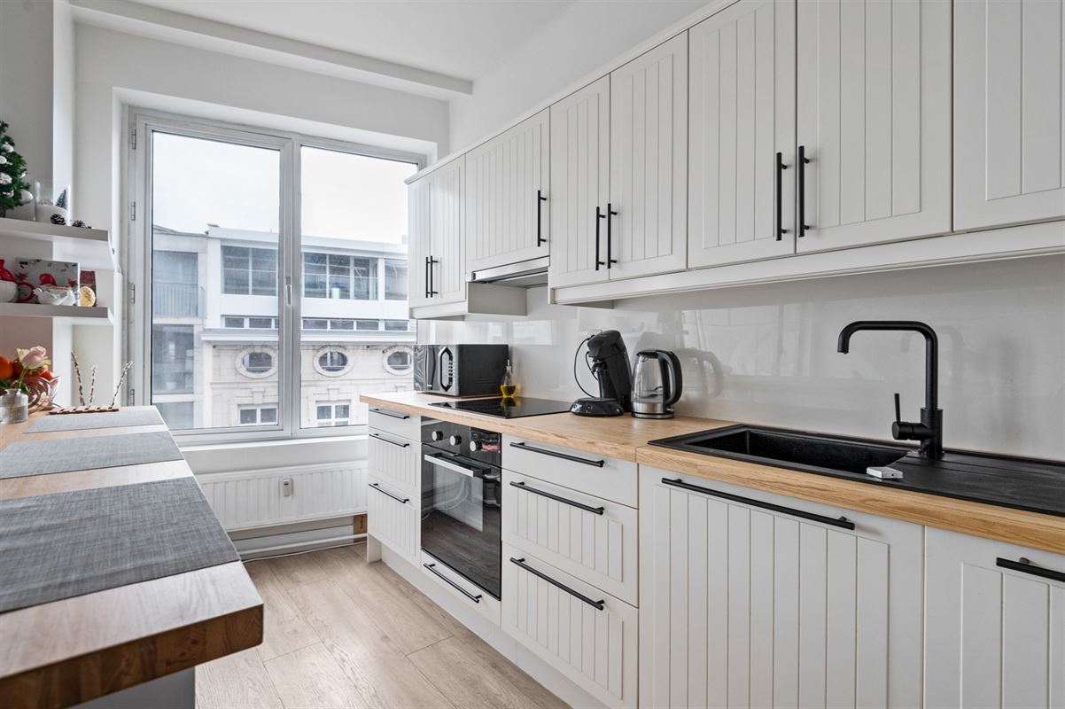 Modern vernieuwd 1-slpk appartement met frisse uitstraling