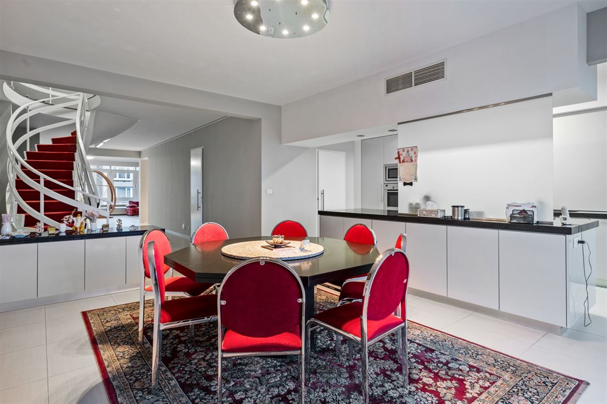 Luxe duplexappartement met twee terrassen