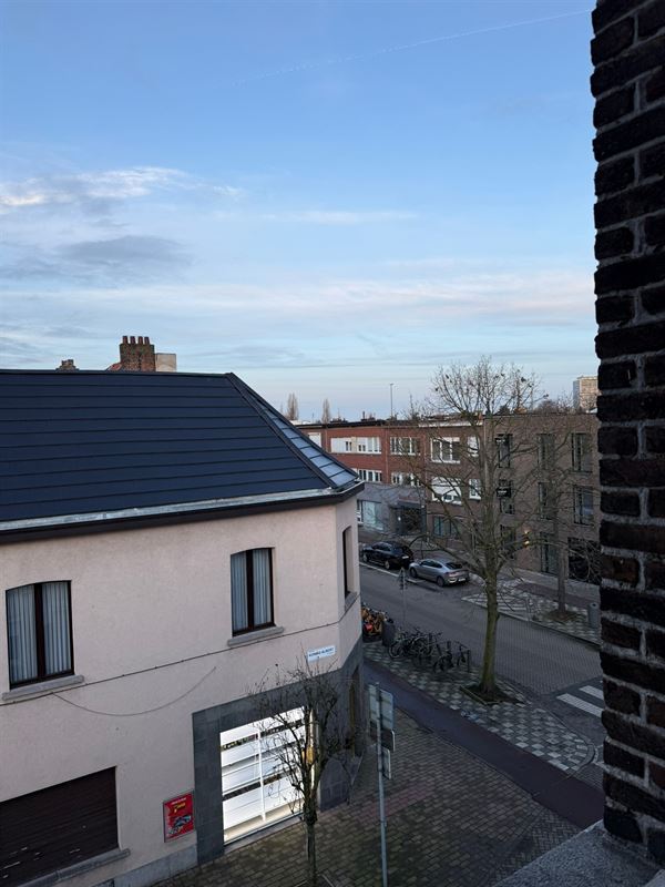 Vergund projectgebouw voor 6 appartementen + handel
