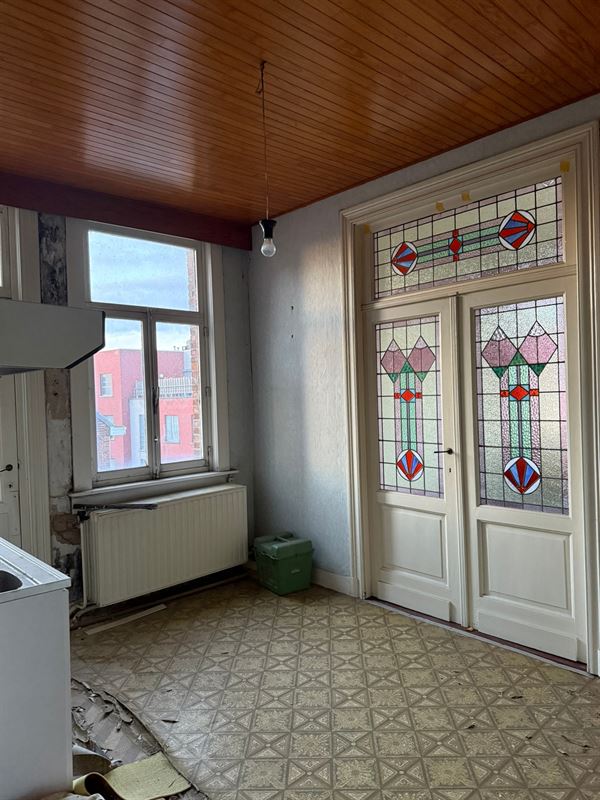 Vergund projectgebouw voor 6 appartementen + handel