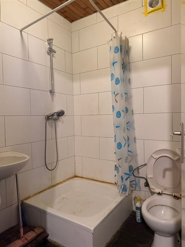 Opbrengsteigendom geacht vergund appartement + triplex