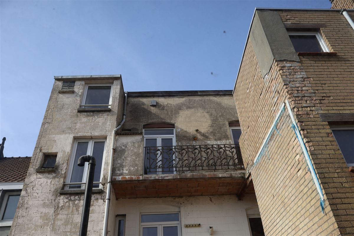 Appartementsgebouw met 10 vergunde entiteiten!