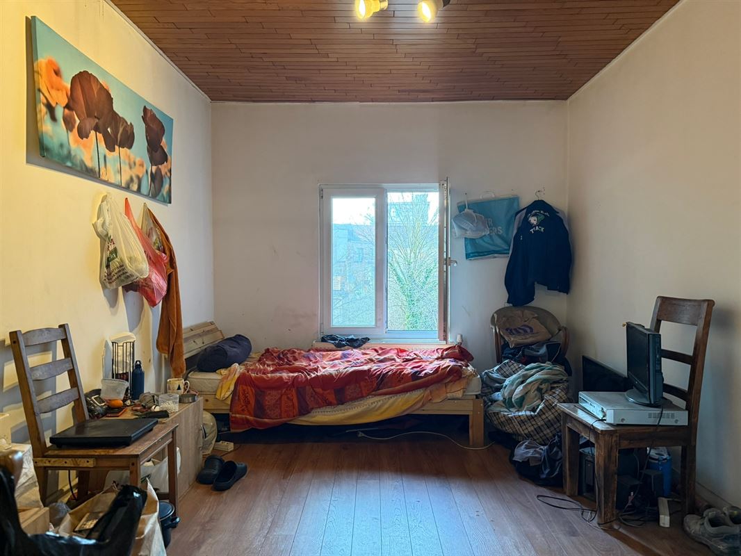 Opbrengsteigendom geacht vergund appartement + triplex