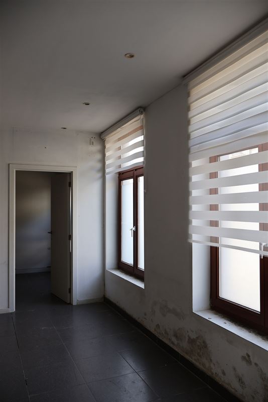 Appartementsgebouw met 10 vergunde entiteiten!
