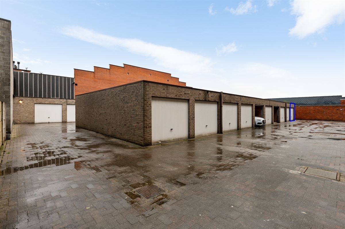 ruim 2-slaapkamerappartement met terras in Deurne
