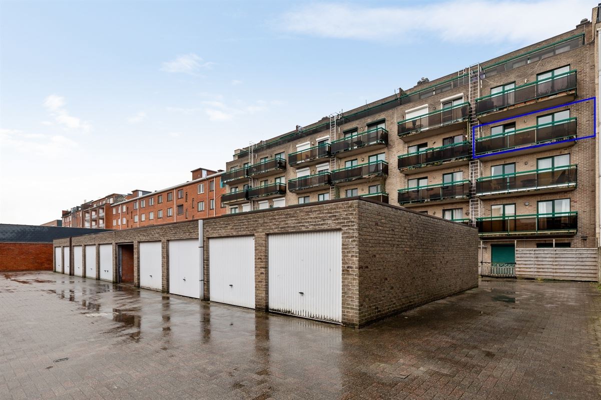 ruim 2-slaapkamerappartement met terras in Deurne