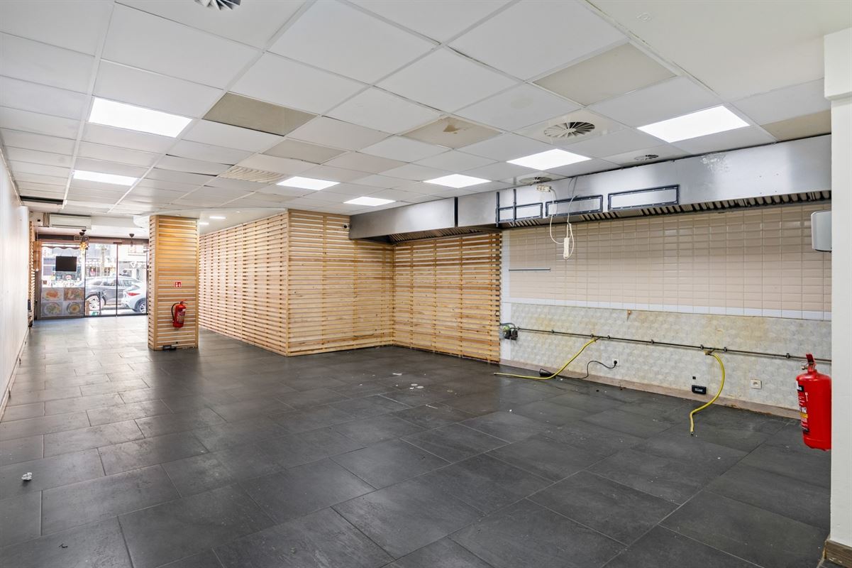 Opbrengsteigendom in hartje Mortsel