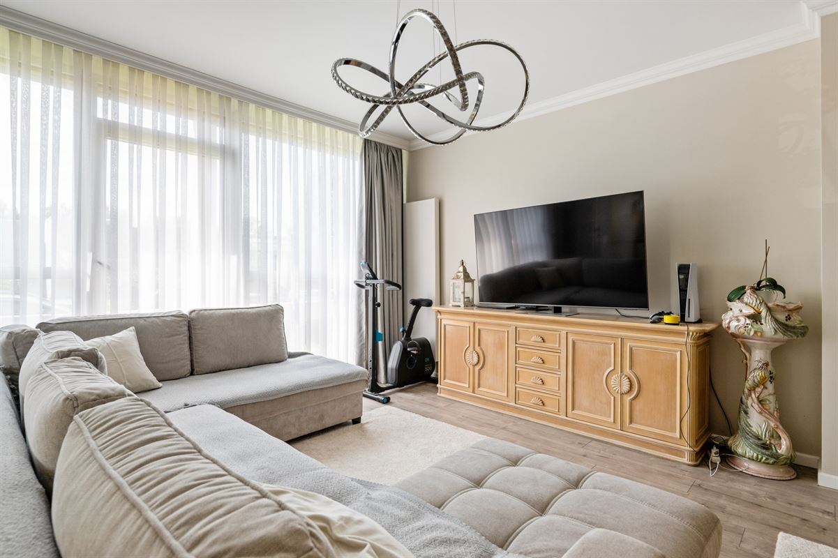 Lichtrijk hoekappartement op fantastische ligging