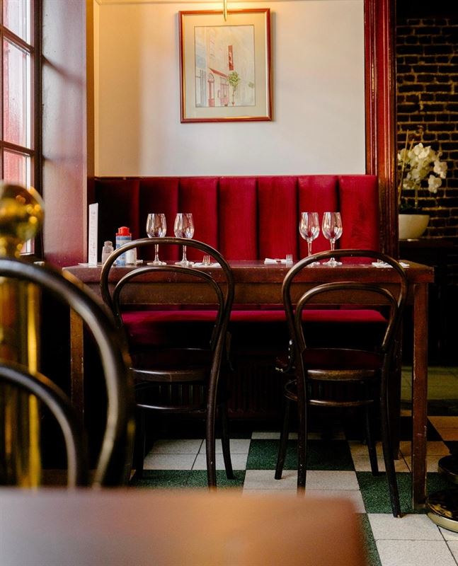 CIMETIERE d'IXELLES - IMMEUBLE DE RAPPORT HORECA AVEC TERRASSE AVANT ET ARRIERE A VENDRE ( VENTE DE SOCIETE )