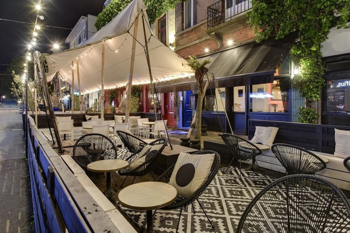 CIMETIERE d'IXELLES - BAR EMBLEMATIQUE TRES BIEN SITUE A REMETTRE (VENTE SOCIETE)