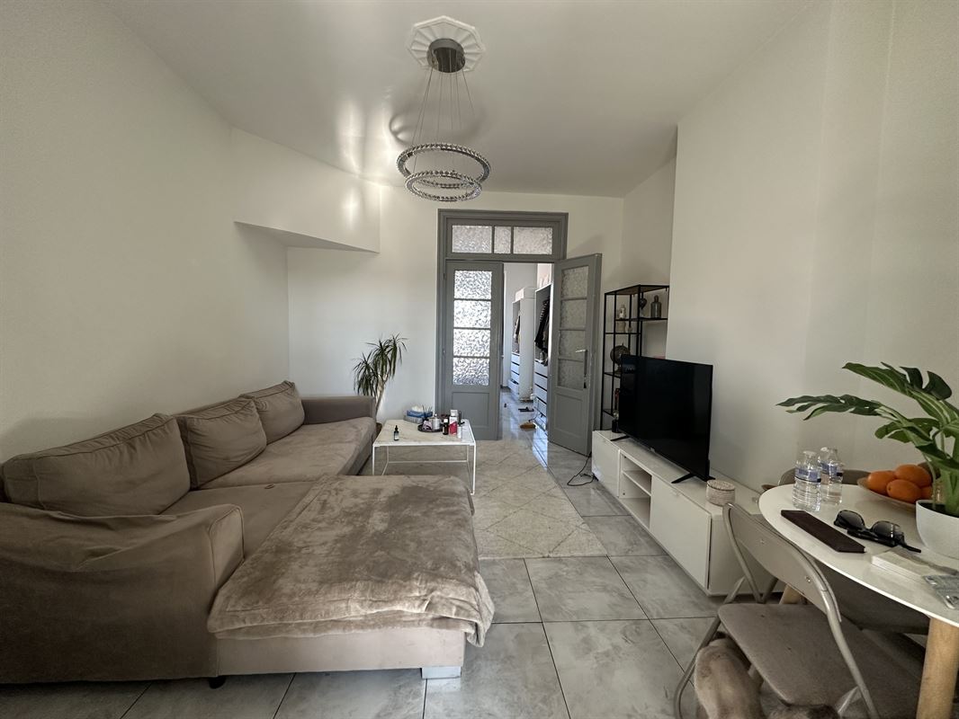 AVENUE DE JETTE - IMMEUBLE DE RAPPORT AVEC BON EMPLACEMENT STRATEGIQUE A VENDRE