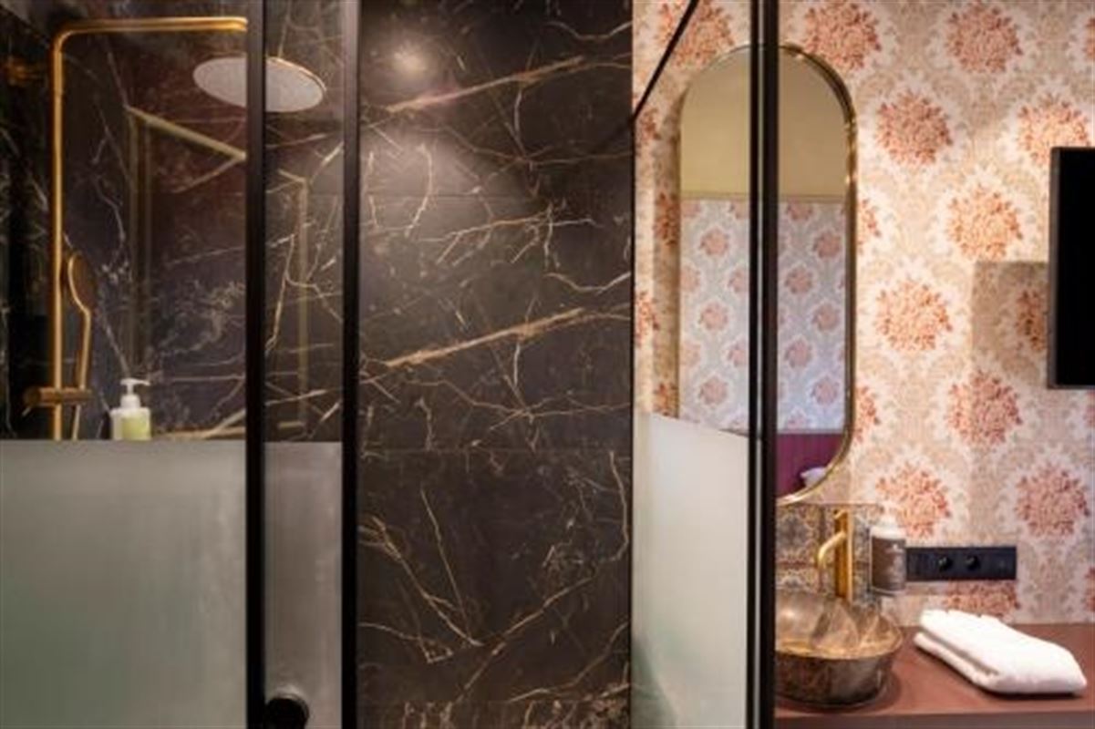 GRAND-PLACE – IMMEUBLE DE RAPPORT A VENDRE - AVEC HORECA