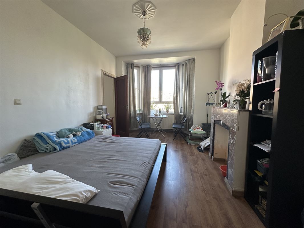 AVENUE DE JETTE - IMMEUBLE DE RAPPORT AVEC BON EMPLACEMENT STRATEGIQUE A VENDRE
