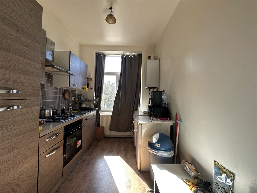 AVENUE DE JETTE - IMMEUBLE DE RAPPORT AVEC BON EMPLACEMENT STRATEGIQUE A VENDRE