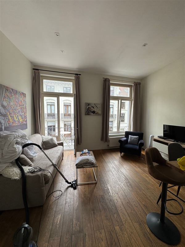 IMMEUBLE DE RAPPORT- EMPLACEMENT AAA - TRES BON ETAT