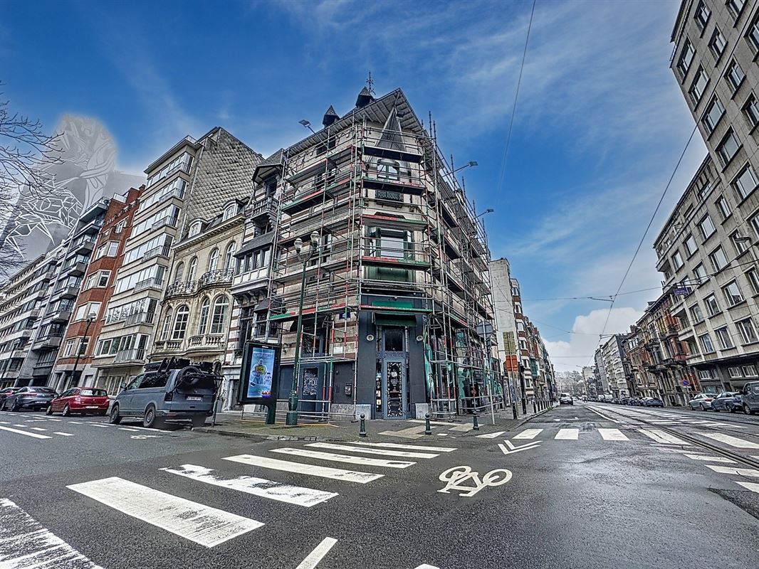 OPPORTUNITÉ AVENUE LOUISE - IMMEUBLE A RÉNOVER