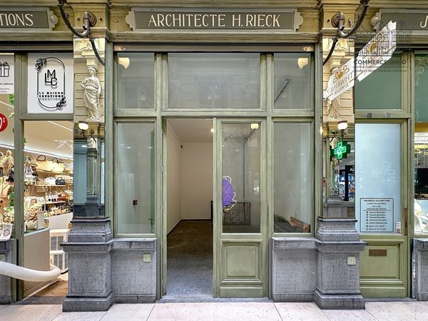 Cellule commerciale dans un axe fort fréquenté au coeur de Bruxelles