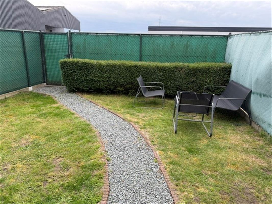 Gelijkvloersapp met zonneterras en tuin