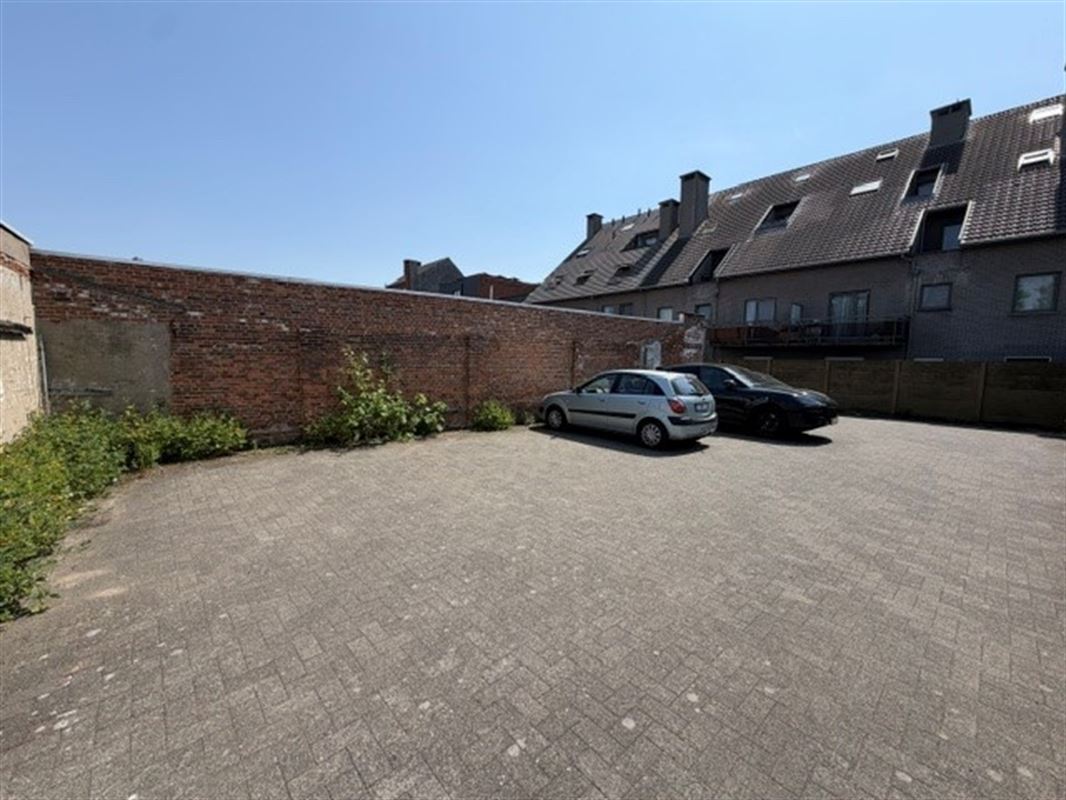 Gelijkvloersappartement met terras