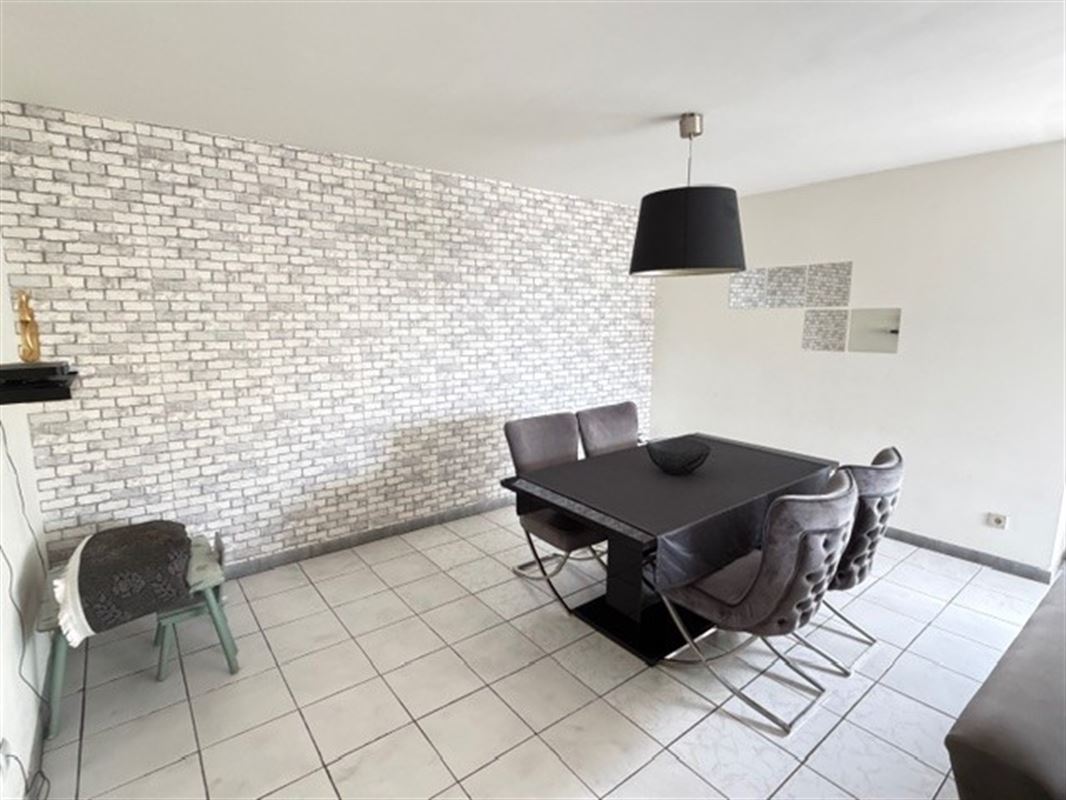 Zeer licht appartement met 2 slaapkamers