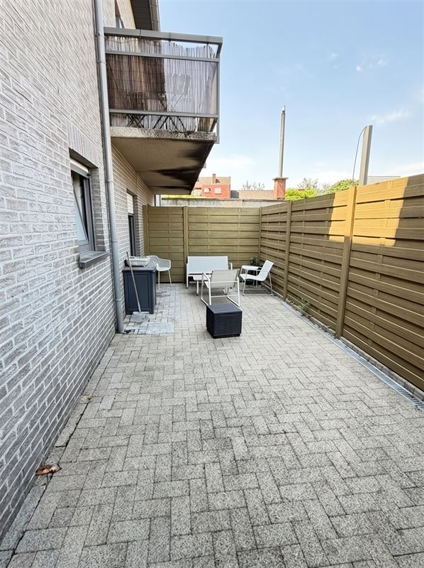 Gelijkvloersappartement met terras