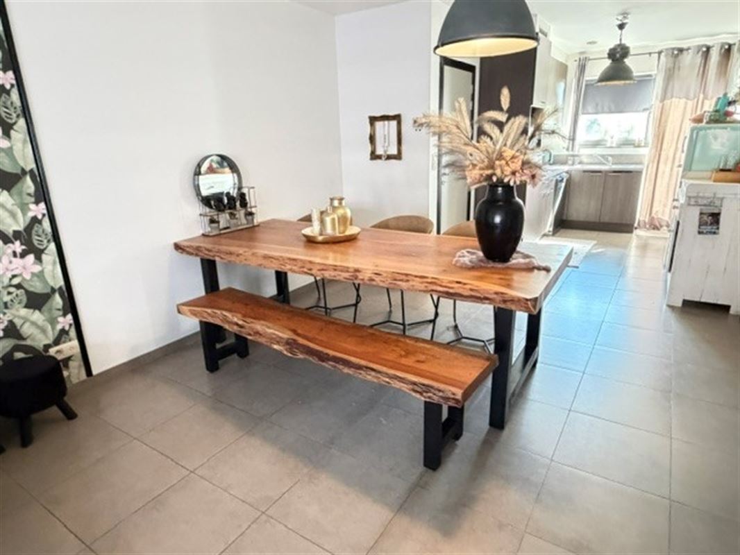 Instapklaar appartement met groot zonneterras