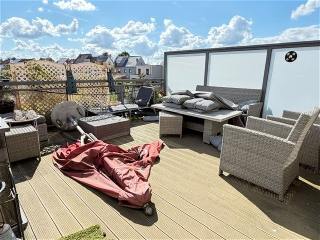 Instapklaar appartement met groot zonneterras