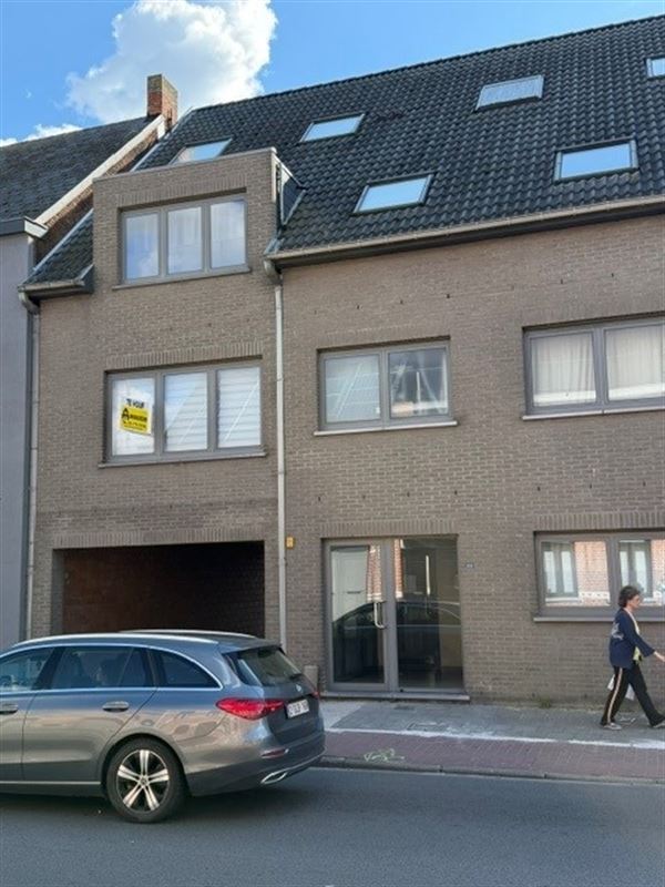 Instapklaar appartement met groot zonneterras