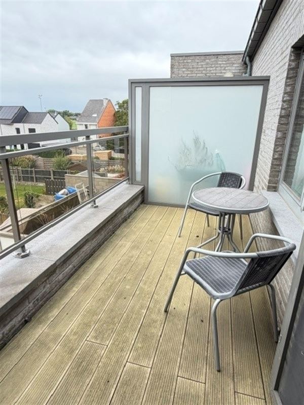 Toffe duplex met terras en staanplaats