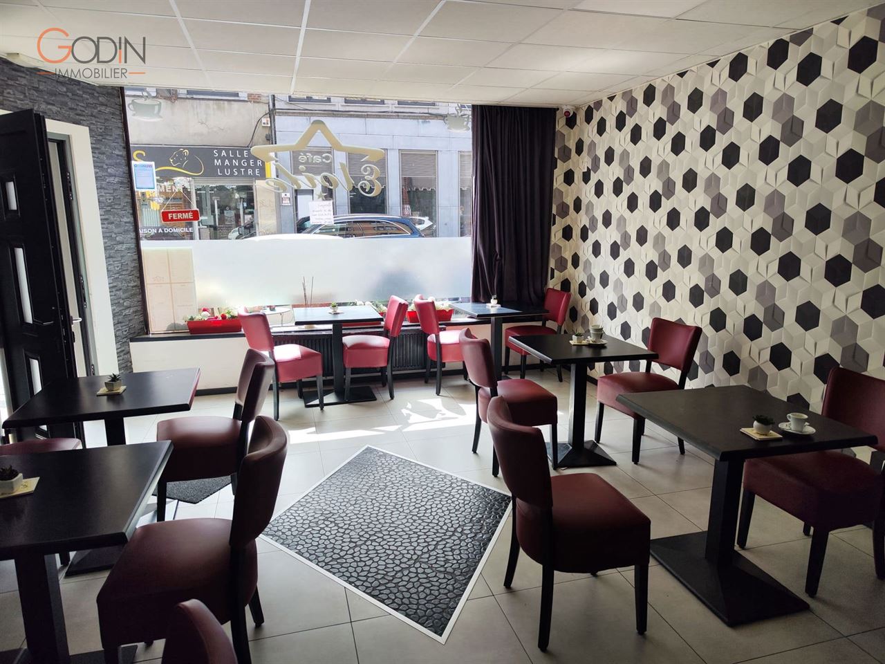 Immeuble de rapport avec rez commercial et 5 logements !