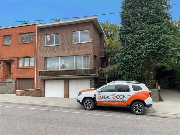 Maison 4 chambres avec double garage et jardin