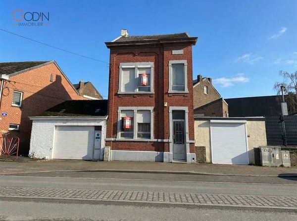 Maison spacieuse avec dépendance, garage et jardin